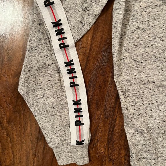 PINK VS Campus Long Sleeve Sequin Dog Tee Shirt Size XS - Picture 5 of 9